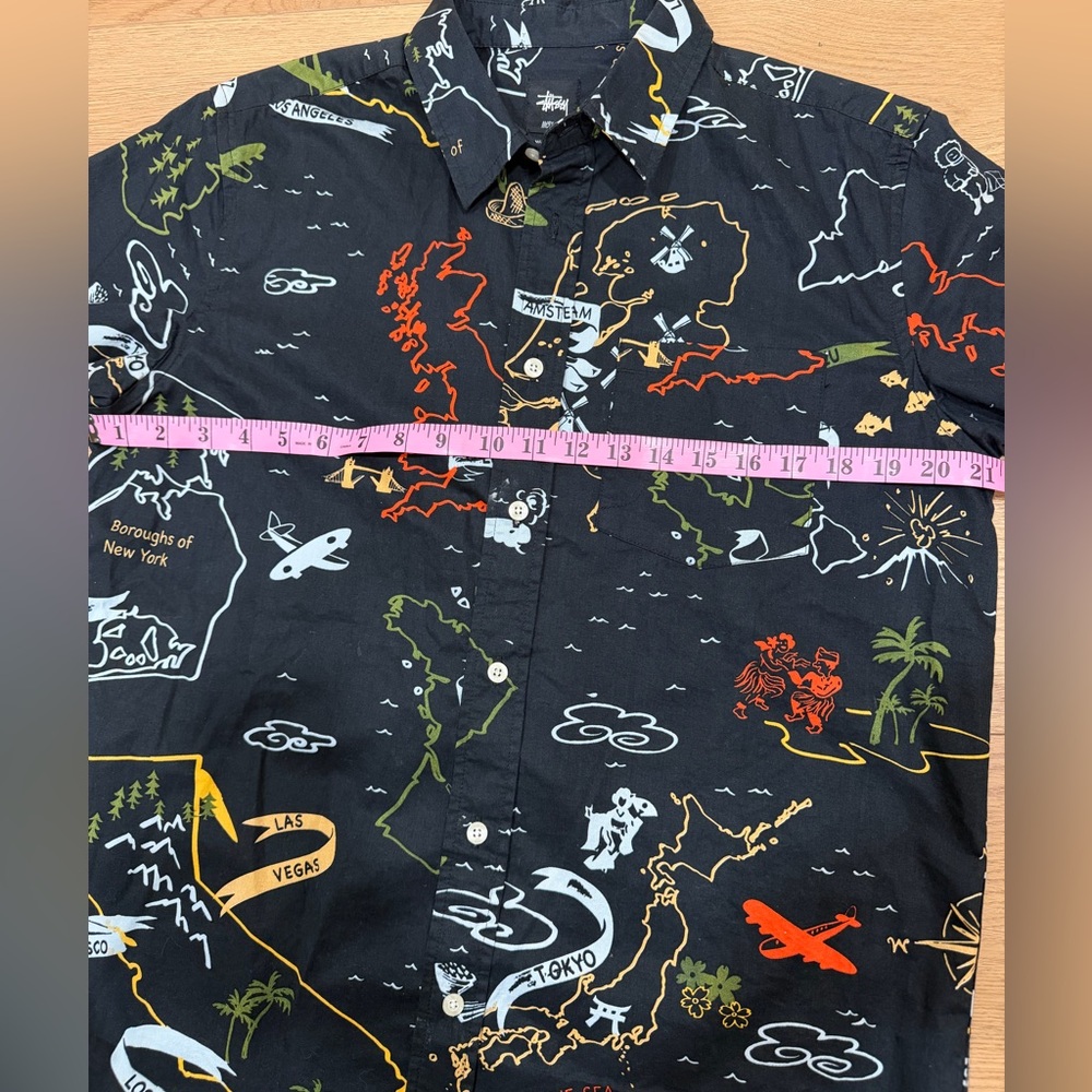 Stussy Map Print Short Sleeve Button Up Shirt Men’s Size M Black Multicolor - Picture 5 of 6